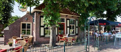 Ресторан, Inner Stillness Wellness Retreat in Алберген