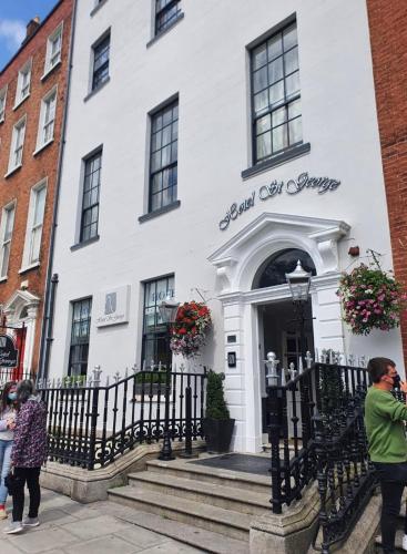 Hotel St. George by theKeycollection.ie