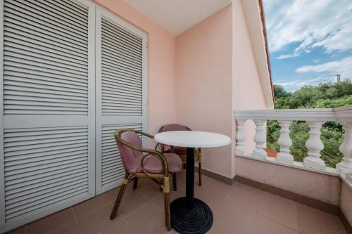 Guest House Anggela - image 6