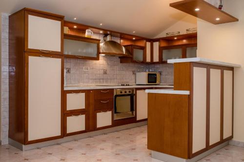 Guest House Anggela - image 10