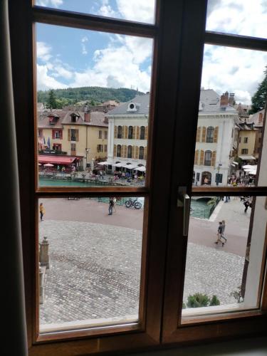 Hotel de Savoie in Annecy