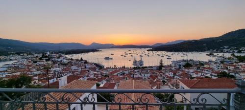  Panoramic View, Pension in Poros bei Dháriza