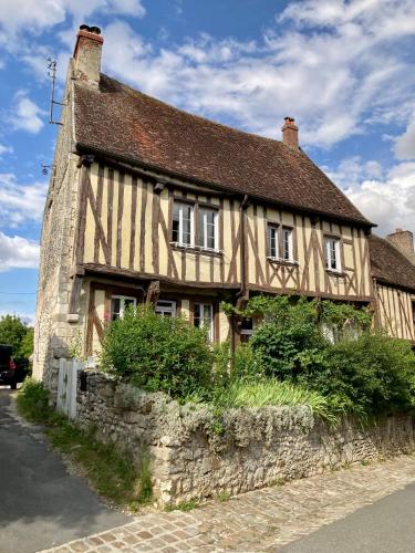 Logis « Henriette » • Maison du XVe siècle - Location saisonnière - Provins