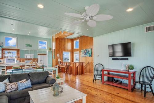 VW51- Castaways home - image 3