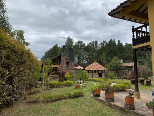 CASA CAMPESTRE VILLA SANTANA in Cucaita