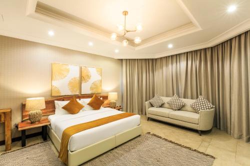 The S Holiday Homes - Stunning 5 Bedrooms Villa at the Palm Jumeirah with Private Beach and Pool, Dubai (photo 10)