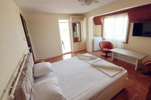 1 king bed