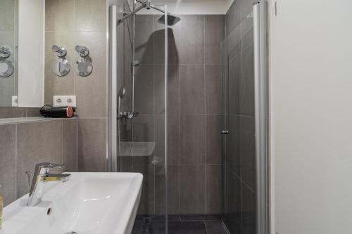 Nena Apartments Hermannplatz - image 3