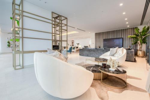 Palm Jumeirah Luxury Apartments by Propr - image 12