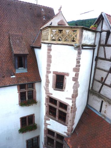 ADRIHOF à Riquewihr, Cour de l'Abbaye d'Autrey