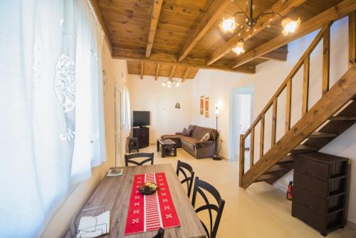 Villa ARETOUSA - Cretan Hospitality in Asterousia