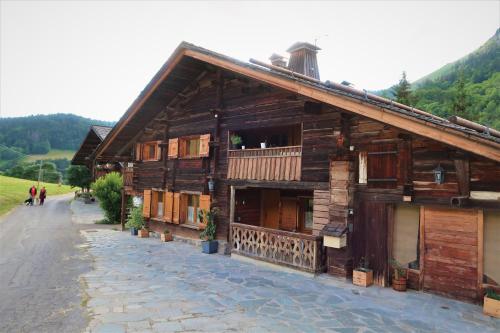 LACHAT appartement en chalet typique - Apartment - Le Grand Bornand