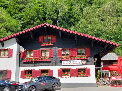 Gasthaus Pension Montafonerhüsli in Sankt Gallenkirch, Österreich