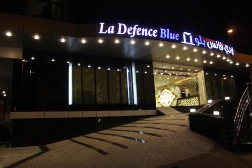 La Defence Blue 