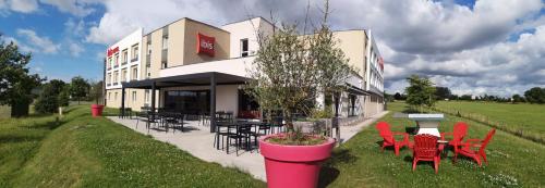 ibis Les Herbiers - image 3
