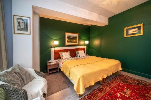 Two-Bedroom Apartment image 6