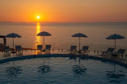Castelsardo Resort - 수영장