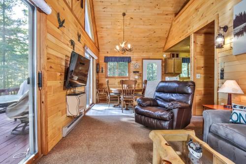 6 Acre Chalet - Hiller Vacation Homes Chalet - image 12