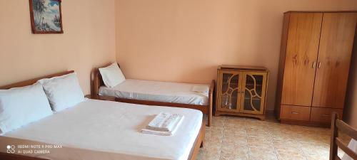 Amalias room