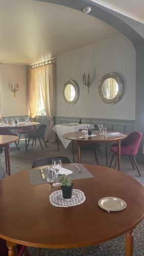 Blanche de Castille in Bleneau