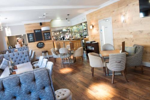 The County Hotel - image 8