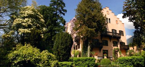 Schloss Castello Pienzenau B&B