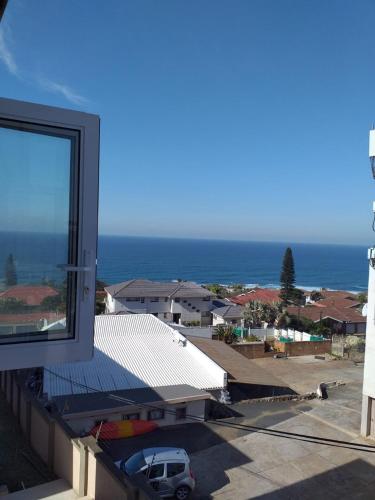 Queens View 33