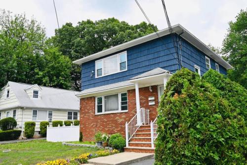 Bright & cozy * 2nd Floor Apartment*. Close to NYC in Bloomfield, Vereinigte Staaten von Amerika