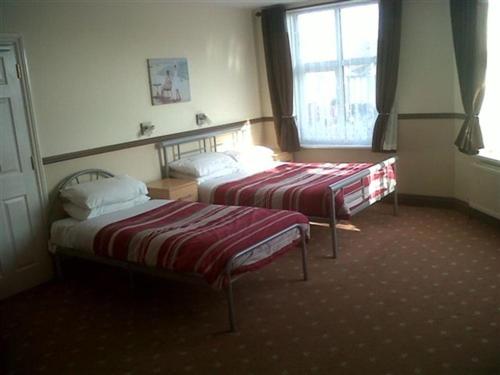 Hussar Inn - image 9