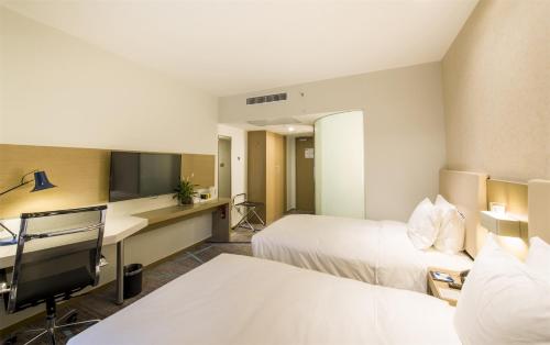 Holiday Inn Express Chengde Downtown, an IHG Hotel