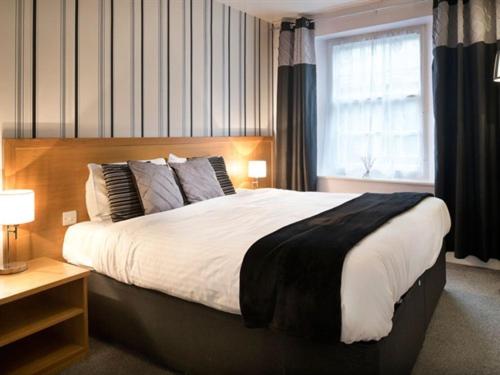 The White Hart Hotel – St. Austell
