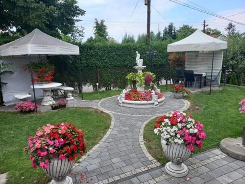 Kert, Bialy Dom in Sulejow