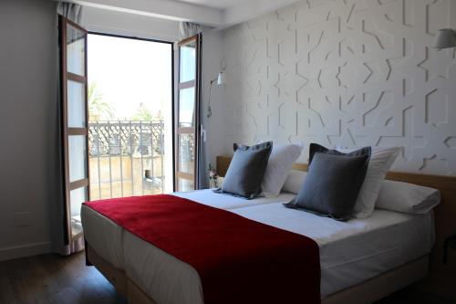 Hotel Caireles