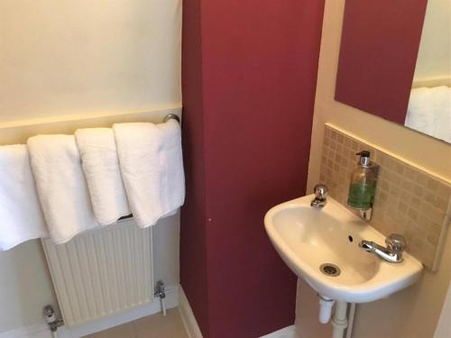 The Kings Arms - image 12