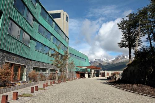 Pintu masuk, Arakur Ushuaia Resort & Spa in Ushuaia
