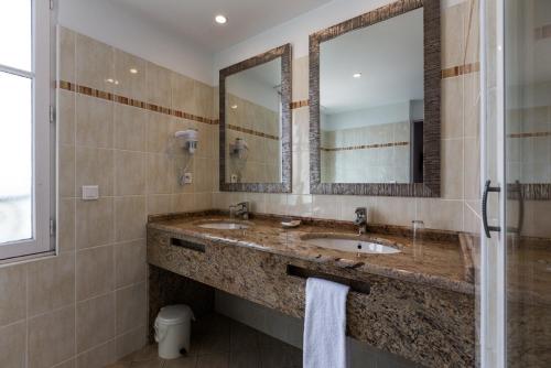 Twin room, superior