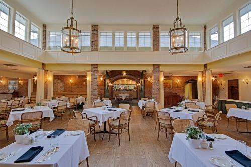 Étterem, Briars Resort and Spa in Georgina (ON)