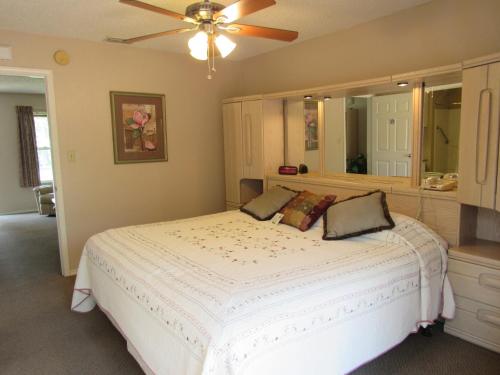 Victoria Palms RV Resort