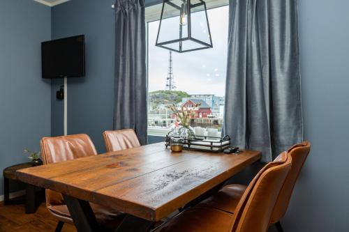 Standard One-Bedroom Apartment with Harbour View