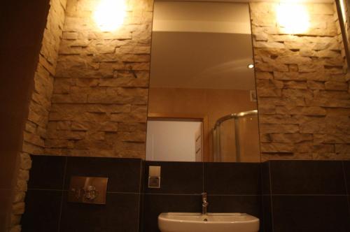 Apartment image 2