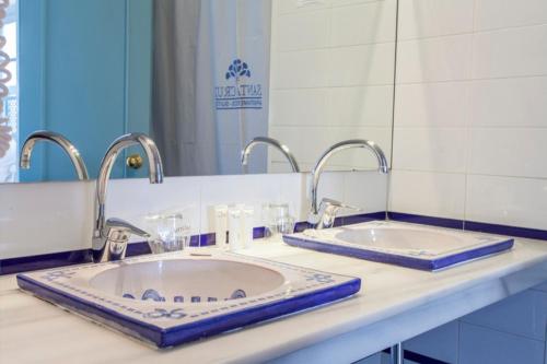 Apartamentos Suites Santa Cruz, Seville (photo 2)