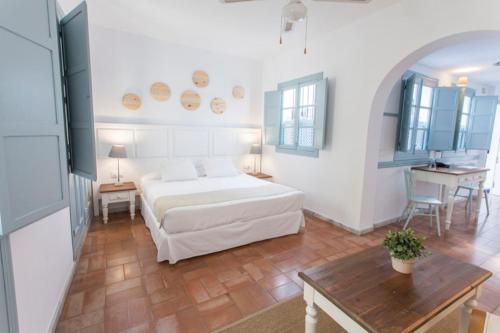 Apartamentos Suites Santa Cruz, Seville (photo 8)