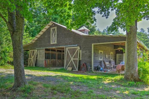 Rustic and Authentic Farm Stay by DuPont Forest!