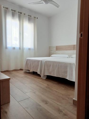 Apartamentos El Arenal in Valverde Del Fresno