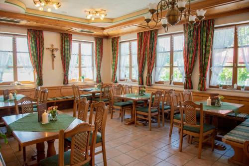 Restaurant, Hotel & Pension "Zum Birnthaler" in Kallmunz