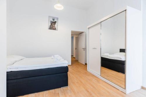 Family apartment next to Danube river