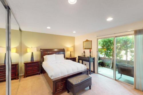 Sandstone Villas Condo