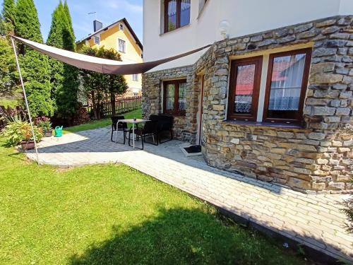 puutarha, Apartmany Zelezna Ruda in Železná Ruda