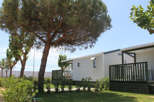 Mobile Home Premium (3 Bedrooms) - Air Conditioning