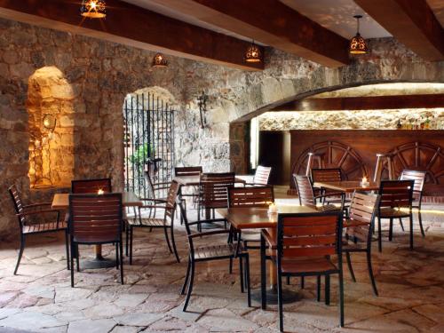 مطعم, فندق راكيت كويرنافاكا (Hotel Racquet Cuernavaca) in Rancho Cortes